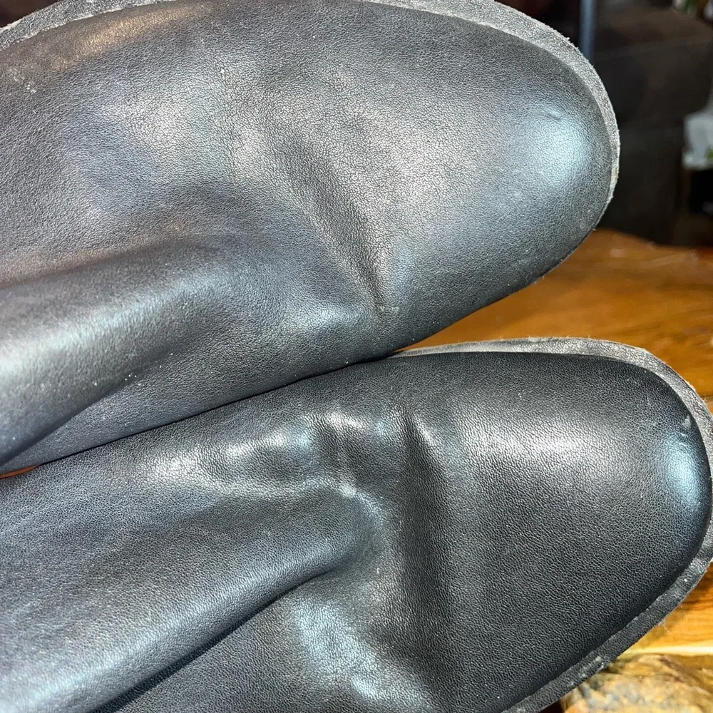 John Varvatos USA Black Leather Chelsea Boots Mens Size 10.5 Pull-On Ankle Boots
